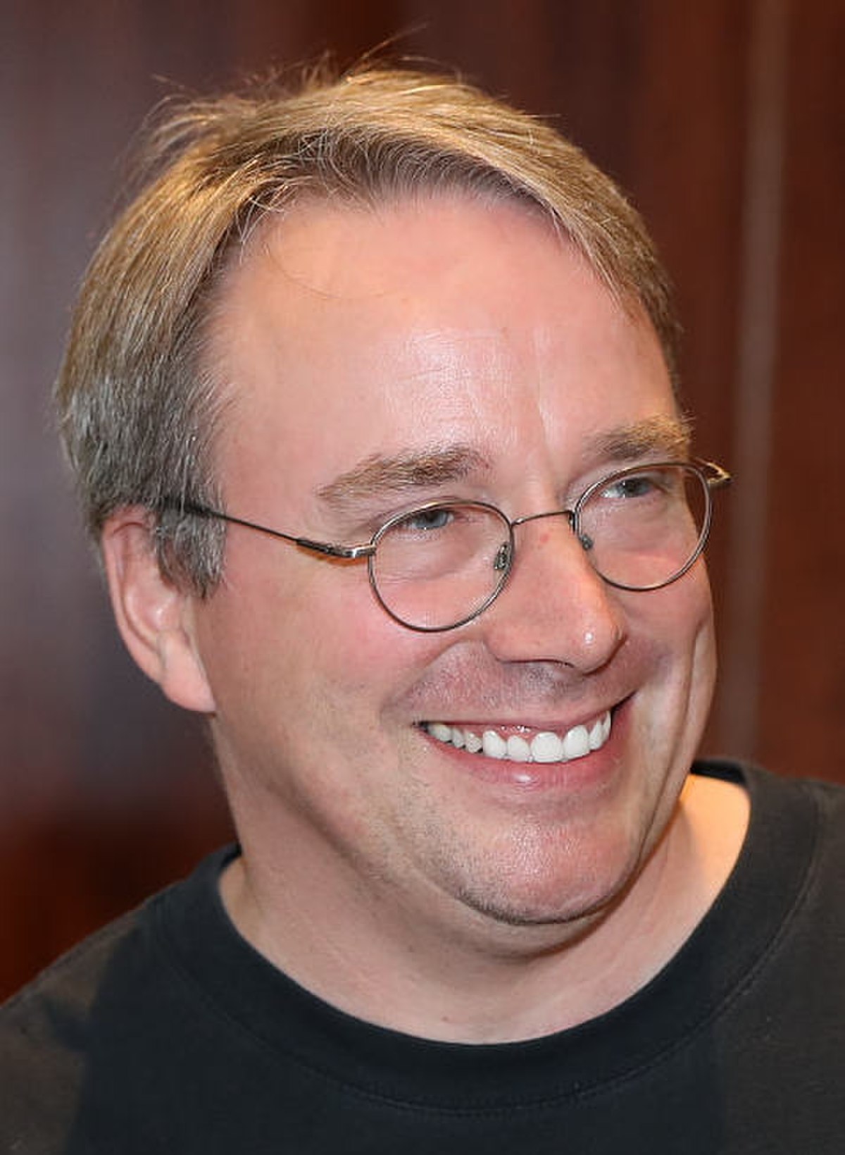 林纳斯·托瓦兹 · Linus Torvalds